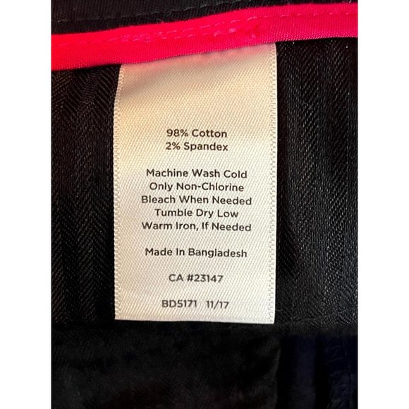 Talbots Womens Perfect Shorts Mid Rise Stretch Summer Casual Solid Black Size 2 - Picture 9 of 10